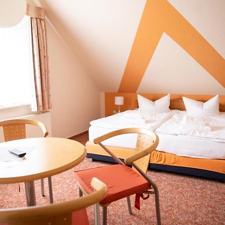 Hotel Am Uckersee Röpersdorf エクステリア 写真